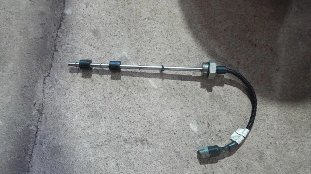 84596253 - Sensor de nível e temperatura do óleo hidráulico