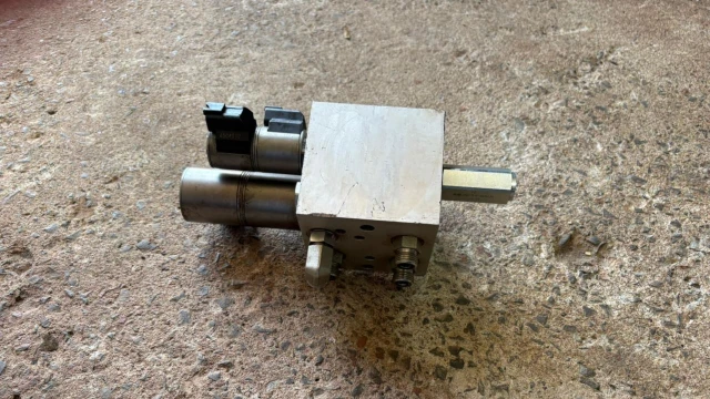 47534033 - Válvula de controle