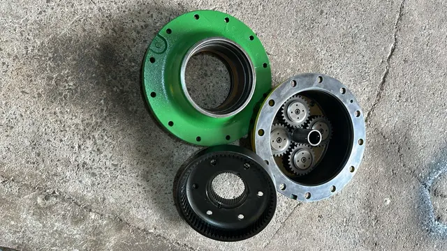 R296989 - Suporte do planetário da transmissão final eixo 1500