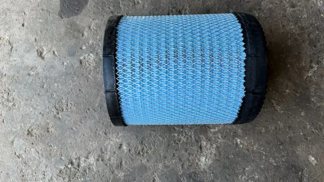 RE587791 - Elemento filtrante de ar principal