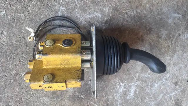 4120002027 - Piloto alavanca da válvula de controle