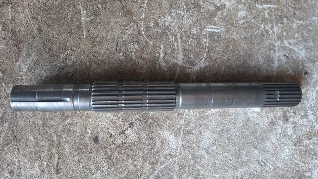 70314137 - Eixo principal da caixa de câmbio