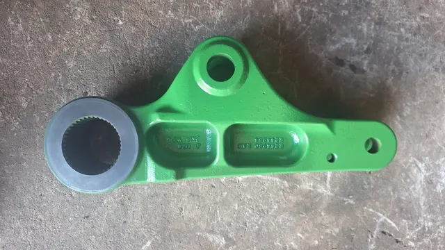 R244964 - Braço do levante lado esquerdo